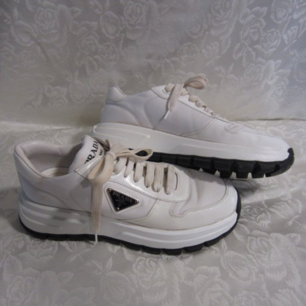 Prada logo leather sneakers 1E804M
